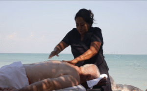 masaje orilla de playa